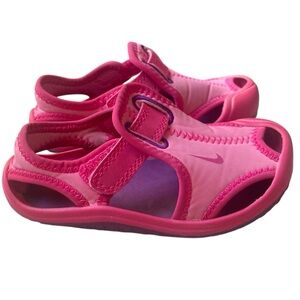Nike Sunday Protect‎ Pink Water Shoes Size 4
